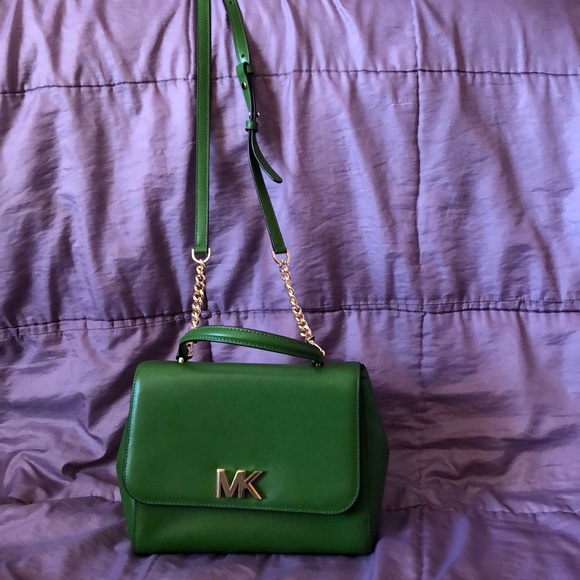 Olive Green Michael Kors handbag - Picture 2 of 7